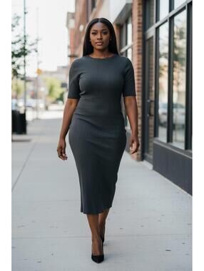 Sen Ribbed Knit Midi Dress in Black